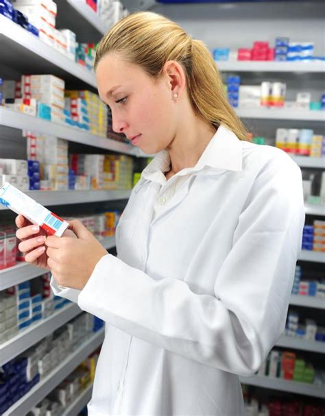 What Does an Ambulatory Care Pharmacist Do?