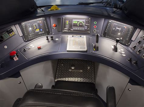 What Does an Amtrak Engineer Do?