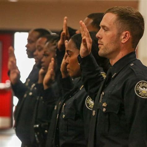 What Does an Atlanta Police Officer Do?