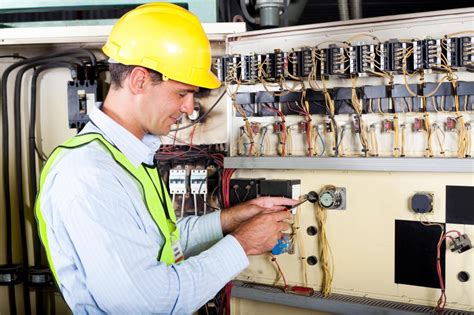 What Does an Electrical Engineer in California Do?