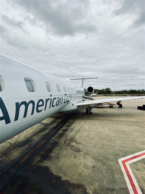 What Does an Envoy Air Pilot Do?