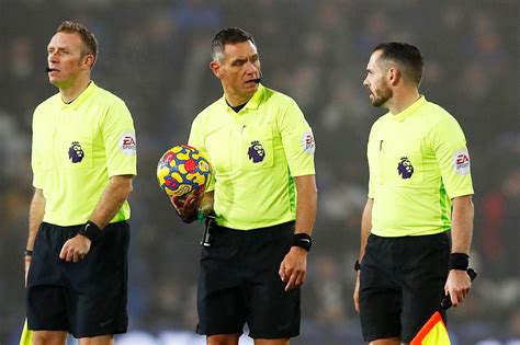 What Does an EPL Referee Do?