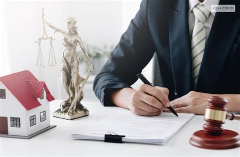 What Does an Estate Planning Lawyer Do?