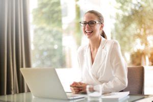 What Does an Executive Director of a Nonprofit Do?
