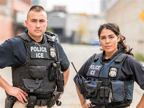 What Does an Immigration Enforcement Agent Do?