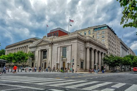 What Does an IT Professional at Bank of America Do?