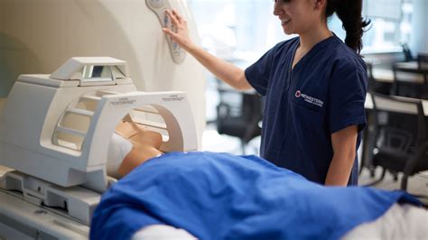 What Does an MRI Technologist in New York Do?