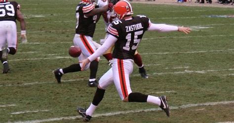 What Does an NFL Punter Do?