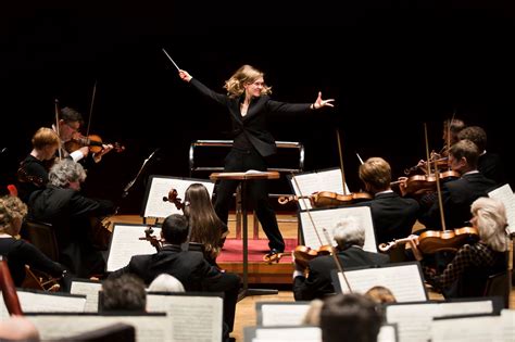What Does an Orchestra Conductor Do?
