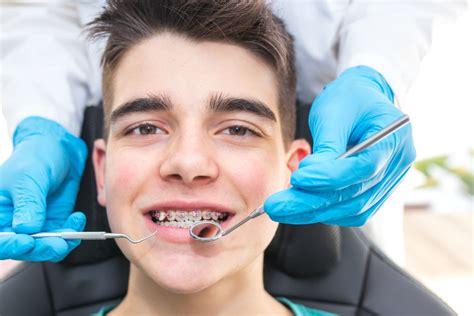 What Does an Orthodontic Assistant Do?